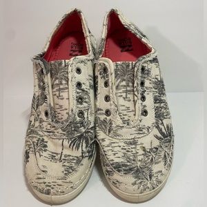 BillaBong shoes, used, size 9.5 women